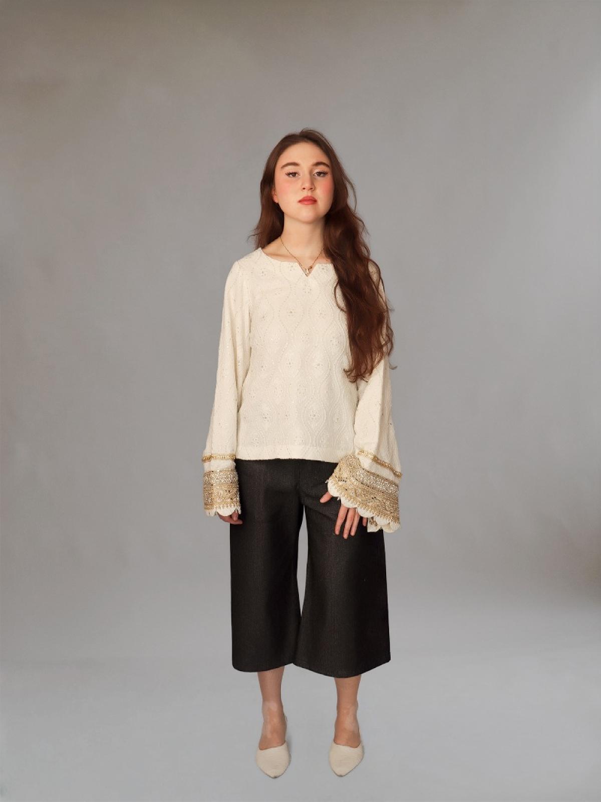 Tazad | Echoes of Contrast