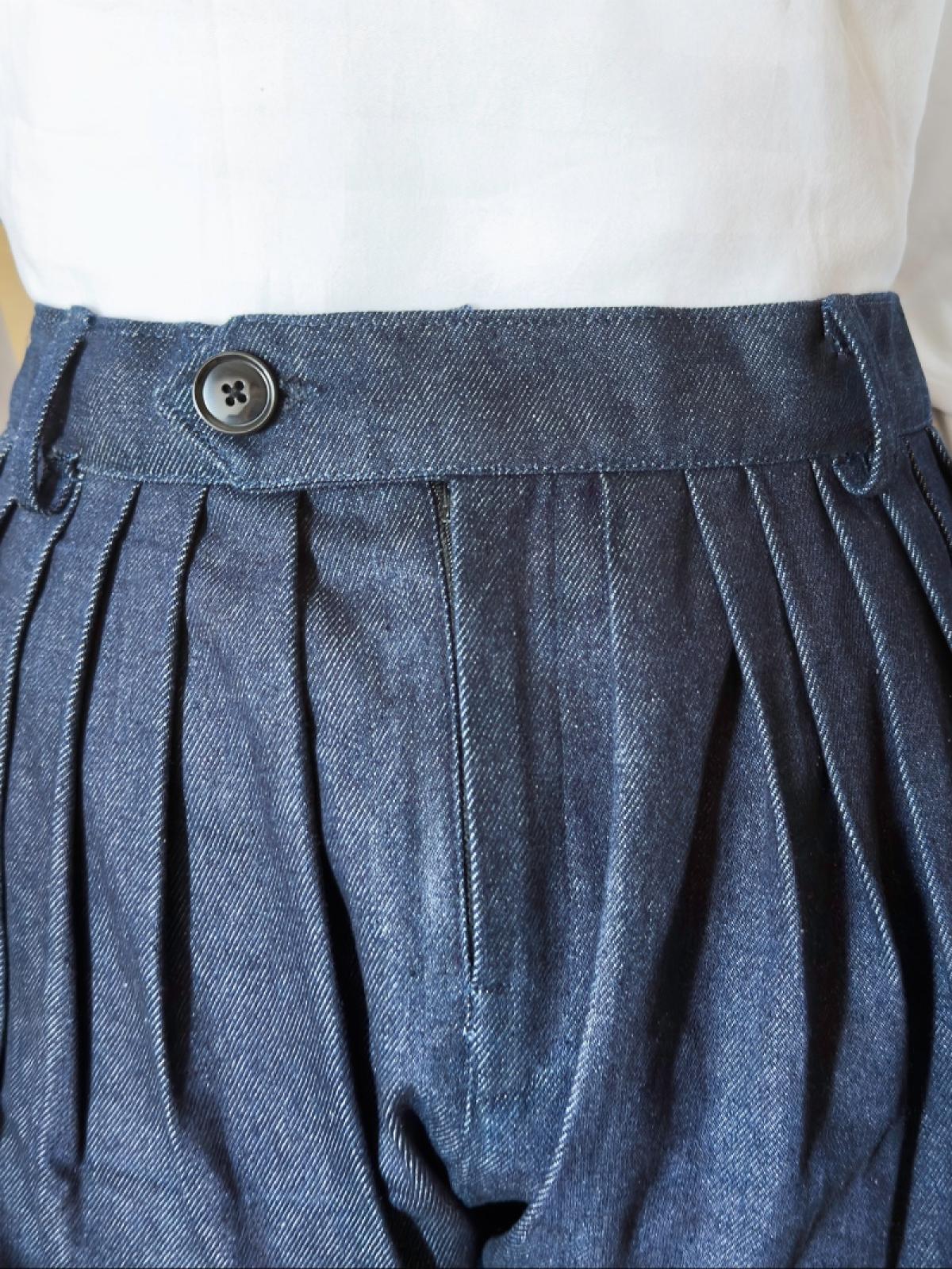 Aks | Whispered Reflections